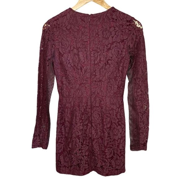Tobi Raven Lace Bodycon Mini Dress Wine Red | Size Small - Picture 6 of 7